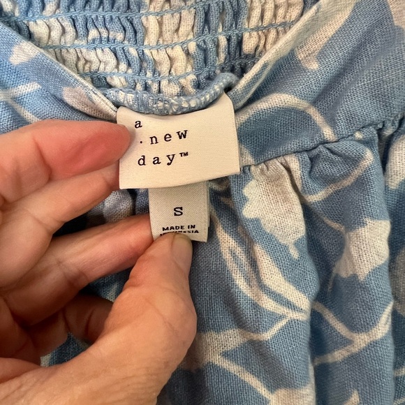 A New Day Light Blue and White Patterned Top - Picture 3 of 7